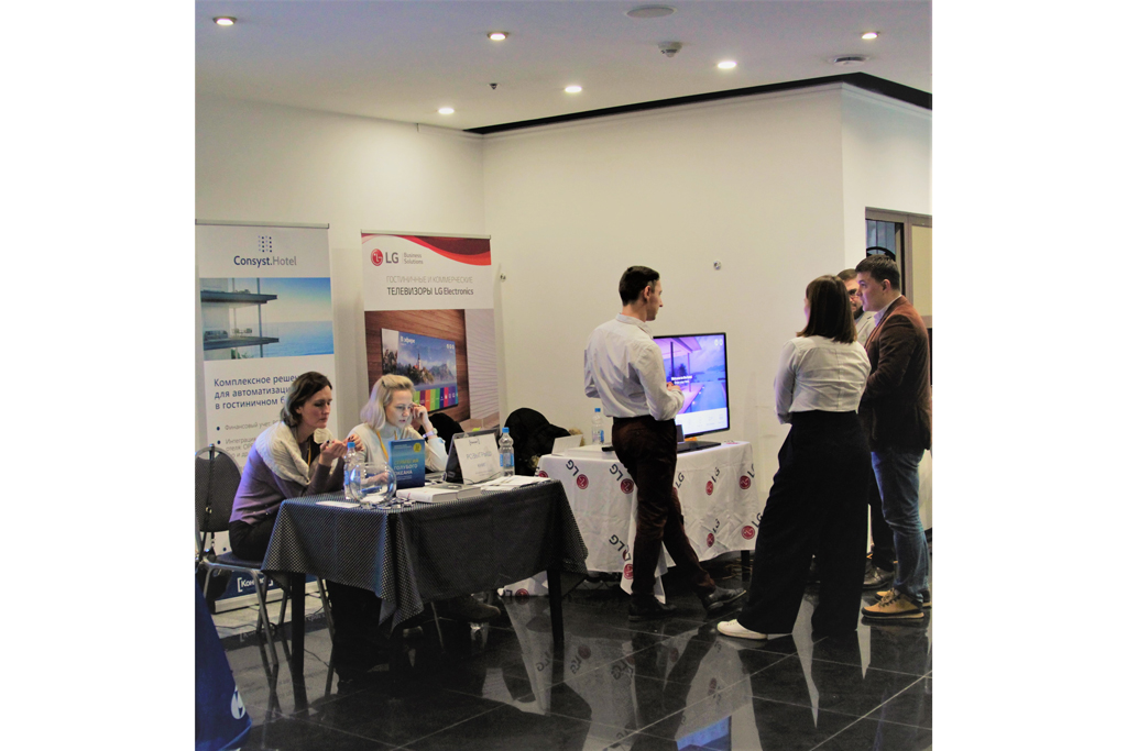 professionalnye-resheniya-lg-hotelcio-exchange-2019_02.jpg