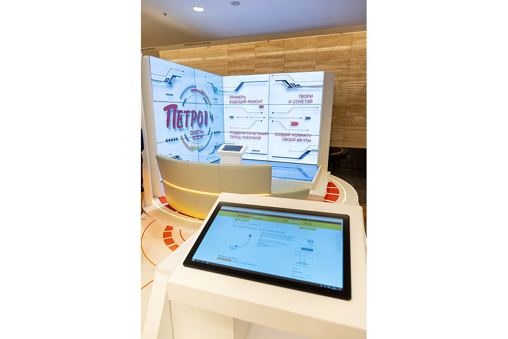 lg-new-press-sensornye-jekrany-lg-electronics-obespechat-pogruzhenija-v-digital-room-ot-std-petrovich_02.jpg